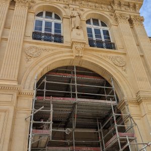Visite du chantier de réhabilitation de l'Îlot Castéjà à Bordeaux